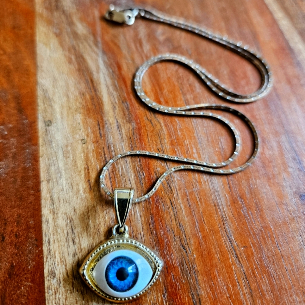 Evil Blue Eye Pendant On Sterling Silver Rose Necklace